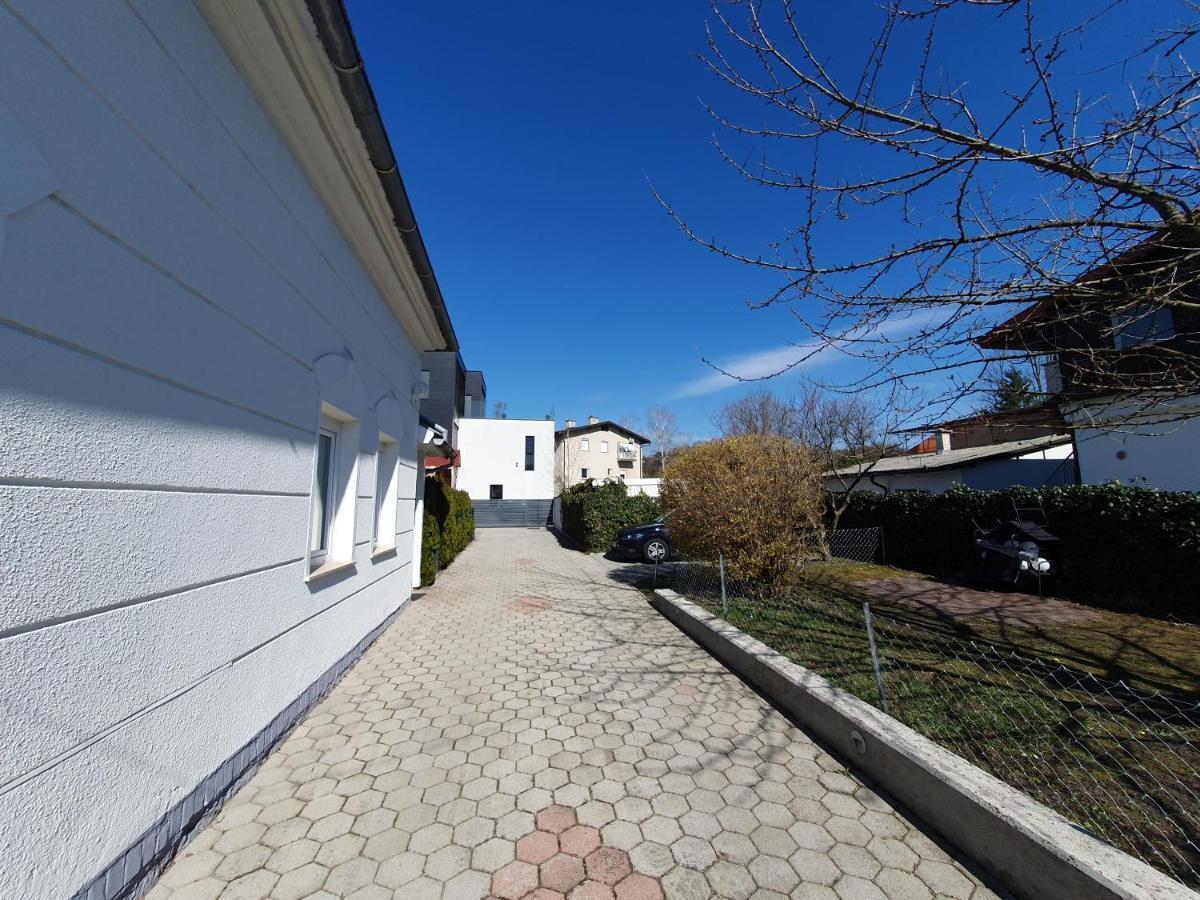 Charming Apartment Mila In Privat House With Free Parking Liubliana Exterior foto