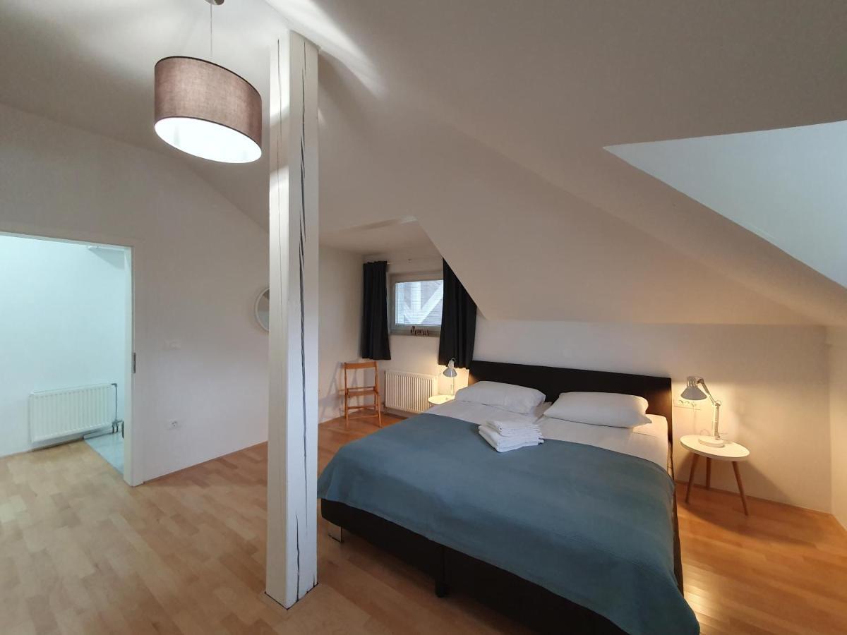 Charming Apartment Mila In Privat House With Free Parking Liubliana Exterior foto
