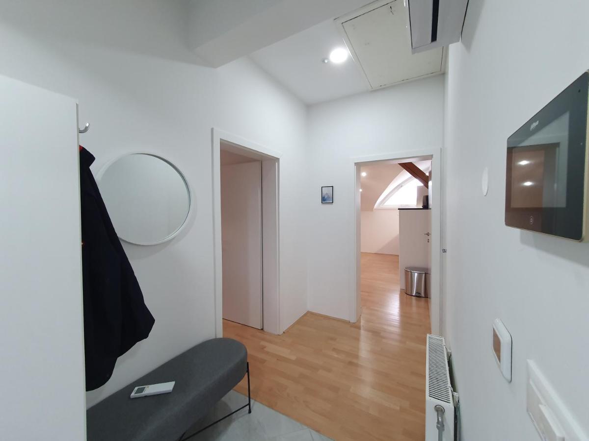 Charming Apartment Mila In Privat House With Free Parking Liubliana Exterior foto